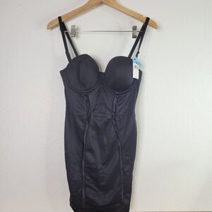 NWT Maidenform black shape wear easy up firm control